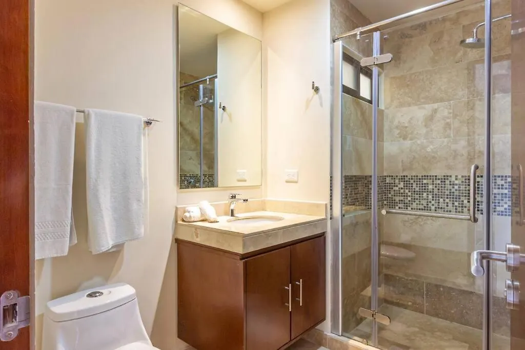 Chic Rooftop Ph, Private Pool, 1Mi From The Beach 툴룸