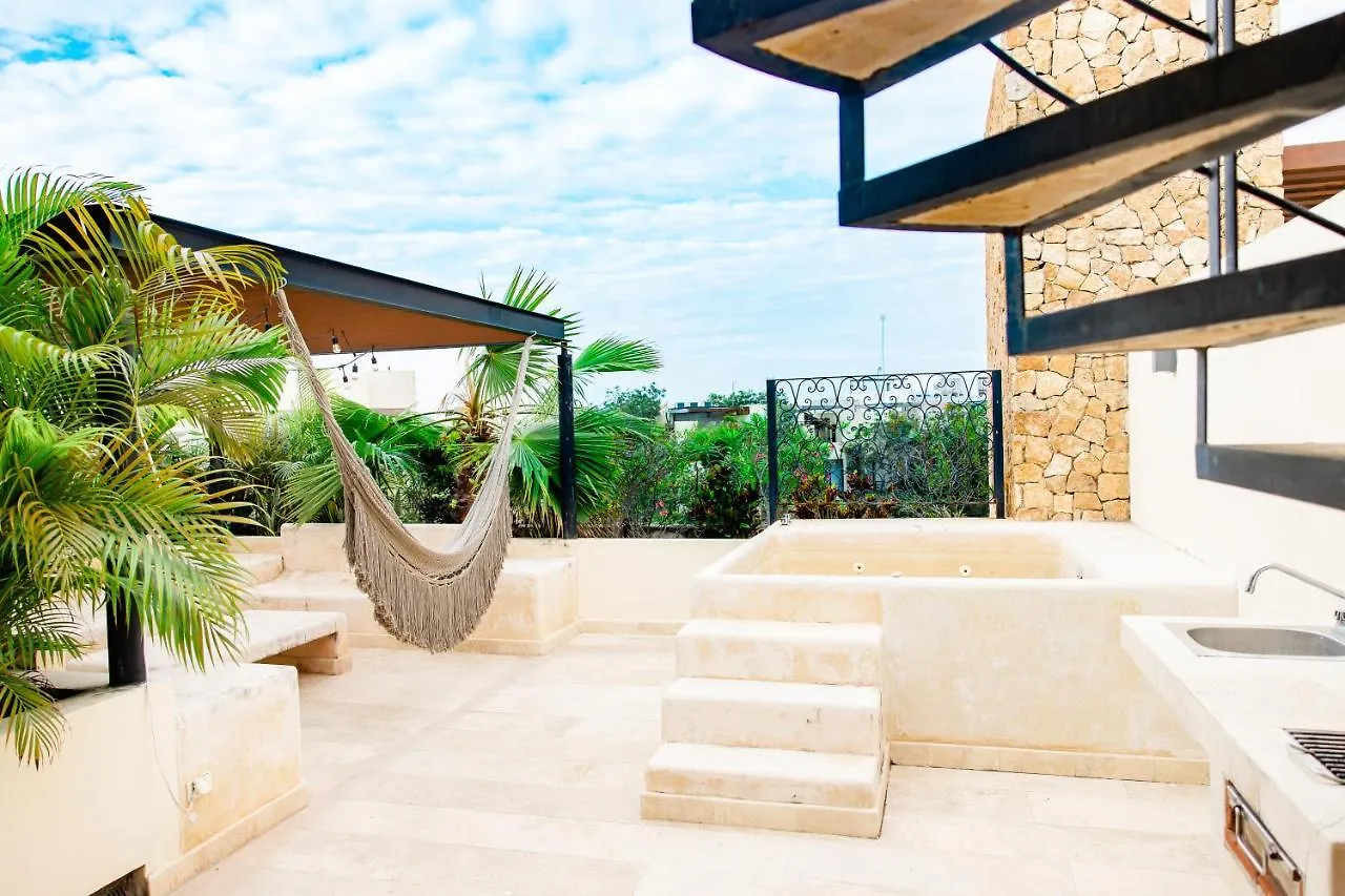Chic Rooftop Ph, Private Pool, 1Mi From The Beach 툴룸
